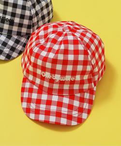 один на несколько вариантов цвета крышки