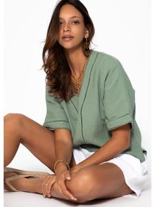 Муслиновая блузка с кружевной вставкой зеленого цвета SASSYCLASSY