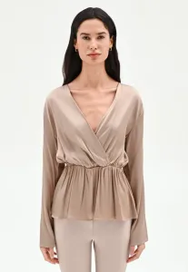 Блуза Rinascimento, Beige Turtle