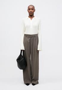 Сумка Armani Exchange SUSIE SOFT HOBO, Black