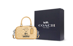 Сумка через плечо PEANUTS Collaboration Charlie Coated Canvas, кроссбоди, мини-сумка женская COACH, gift box set (basic set+черный box)