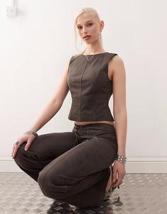 Топ из искусственной замши Motel Felia с завязками на спине, темно-коричневый цвет