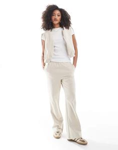 Широкие брюки-джоггеры Vero Moda в цвете овсянки