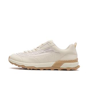 AQUASCUTUM Дышащие и легкие низкие повседневные туфли белого цвета для мужчин