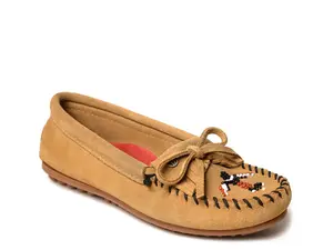 Балетки Thunderbird Animikii Moccasin Loafer Minnetonka, серо-коричневый