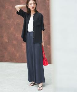 Широкие брюки из денима с драпировкой, пригодные для стирки.