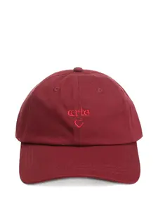 Бейсболка с вышитым сердцем Arte Antwerp, красный