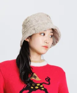 Меховая шапка с точечной вышивкой Archivio, цвет Beige(019)