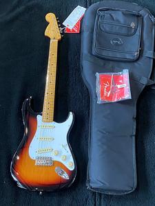 Fender Jimi Hendrix Artist Series Signature Stratocaster 3-Color Sunburst #MX22278285 7lbs, 10.5oz