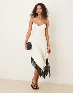 Платье-комбинация кремового цвета ASOS DESIGN с черным контрастным кружевом и резинкой по низу