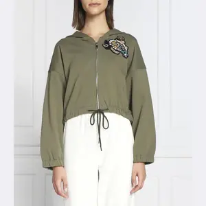 Укороченная толстовка Crypt Max&Co., зеленый