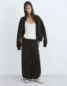 Коричневые широкие спортивные брюки Pull&Bear