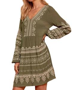 Платье с вышивкой Go For It в цвете Moss ANDREE BY UNIT