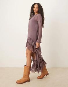 Длинное платье ASOS DESIGN с длинными рукавами и асимметричным кружевным подолом коричневого цвета