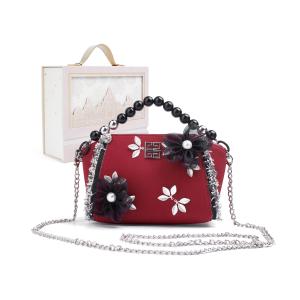 Косметички и туалетные сумки для женщин Givenchy, красный butterfly dancing box