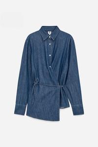 Джинсовая рубашка с запахом Arket, синий
