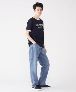 Свободные зауженные джинсы