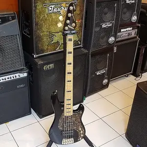 Бас-гитара Sandberg California V-TM5 Ida Nielsen Signature 2024, мягкий состаренный черный