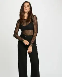 Женская короткая приталенная футболка Morgan, черный