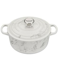 Чугунная круглая кастрюля объемом 4,5 кварты с мраморной отделкой Le Creuset, белый