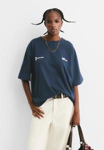 Футболка PULL&BEAR HEART GRAPHIC, Dark Blue