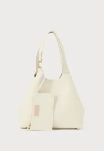 Удобная сумочка Coccinelle, Pearl