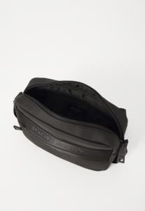 Сумка через плечо MODICA NUVOLA PINO SHOULDERBAG UNISEX JOOP! Jeans, черный