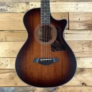Taylor-guitars 322ce с 12 ладом и V-образной обвязкой 2025 - Shaded Edgeburst