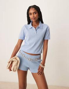 Укороченный топ-поло Mango плотной вязки нежно-голубого цвета