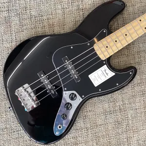 Fender Standard Jazz Bass 2025 - настоящее время - черный