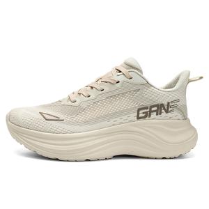 K bird амортизирующие нескользящие износостойкие дышащие легкие низкие повседневные городские кроссовки для комьюта и бега men's K-bird, бежевый