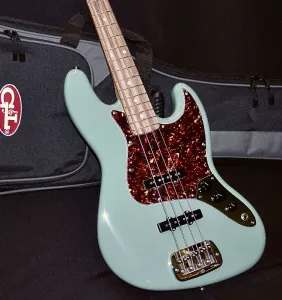 2023 G&L JB - Зеленый матча