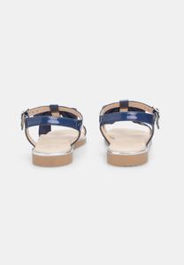 Сандалии Bata, синий