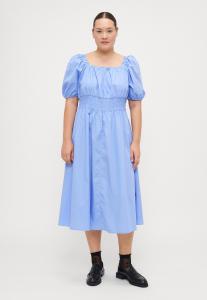 Повседневное платье VMCHIMMA 2/4 CALF DRESS Vero Moda Curve, светло-голубой