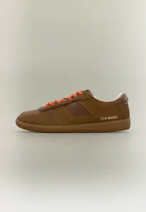 Тренеры августина Steve Madden, Chestnut