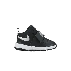 Кроссовки Nike Team Hustle D 8 TD 'Black Metallic Silver', черный