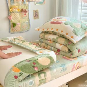 Disney Простыня на резинке 180х200 см, велюр, цвет Sweet Dinosaur - Snowflake Velvet