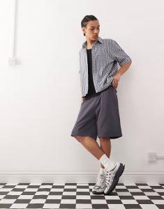 Длинные шорты-бермуды Champion серого цвета