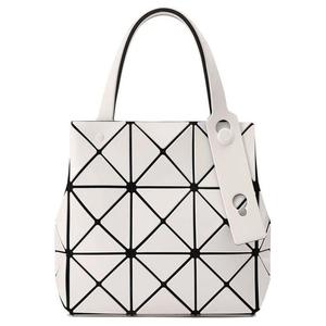 ISSEY MIYAKE Карманная сумочка из поливинилхлоридной смолы с одним плечевым ремнем мини для женщин белая CARAT