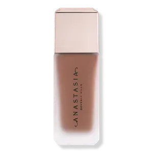 Безупречная матирующая тональная основа, создающая эффект второй кожи. Anastasia Beverly Hills, 7.5N (deep skin with neutral red undertones)