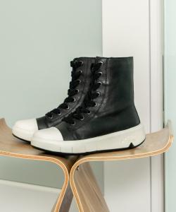 Водоотталкивающие ботинки на толстой подошве с плоской шнуровкой Bussola, цвет Bl/C