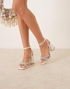 Босоножки Be Mine Bridal Teoni на блочном каблуке цвета слоновой кости