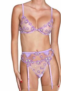 Весенний лавандовый бюстгальтер демис с цветочной вышивкой Fleur Du Mal