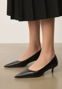 Классические туфли на каблуке aniela Kazar, Black