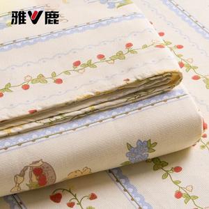 Yalu Простыня 230х240 см из грубого хлопка, комплект с двумя наволочками, цвет Strawberry Farm