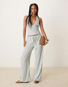 Широкие брюки со средней посадкой и текстурированной полоской ASOS DESIGN цвета слоновой кости