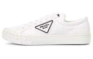 Кроссовки мужские Prada, белый