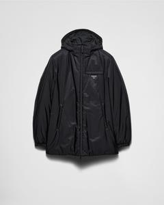 Пуховая куртка средней плотности из переработанного нейлона Prada, черный