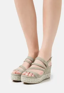 Сандалии на платформе Tamaris, Pistacchio