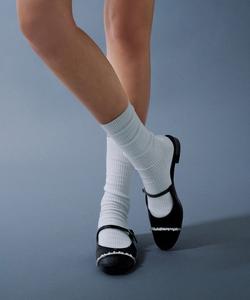 Мюли на плоской подошве с жемчужной отделкой на мыске Charles & Keith, цвет Black